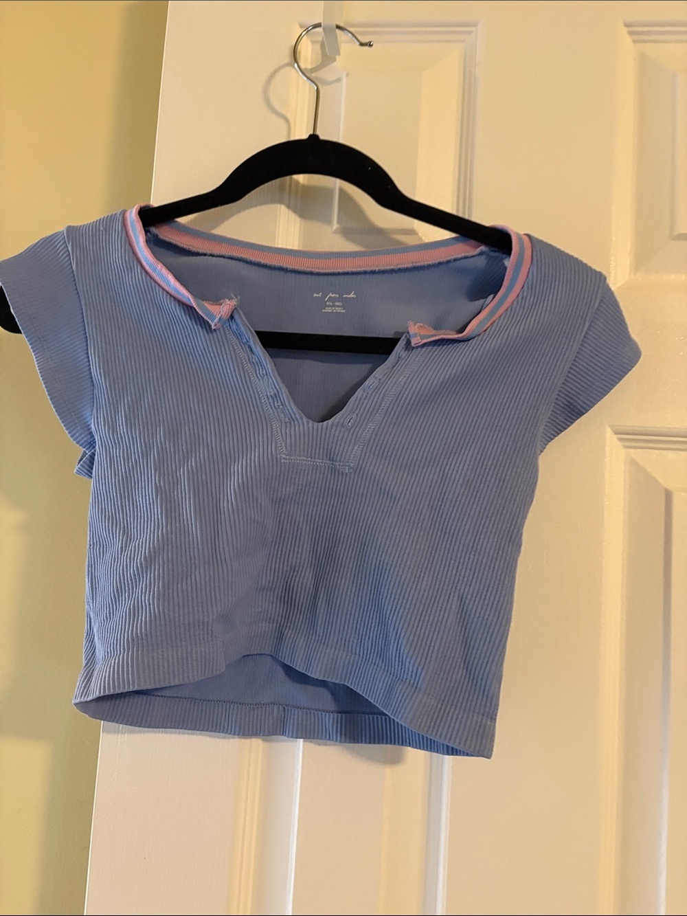 Urban Outfitters Blue Ribbed V-Notch Crop Top with Pink Trim